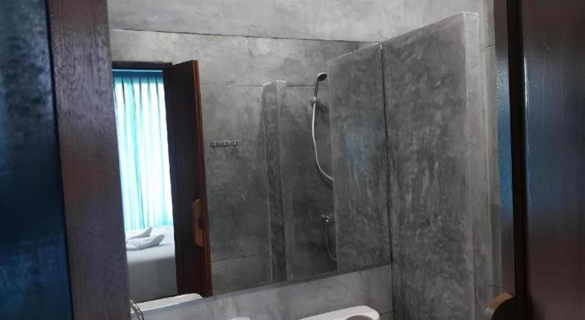 Chomtrang Hotel Kültér fotó